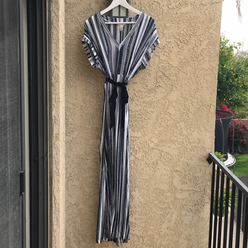 H&M Black and white striped maxi